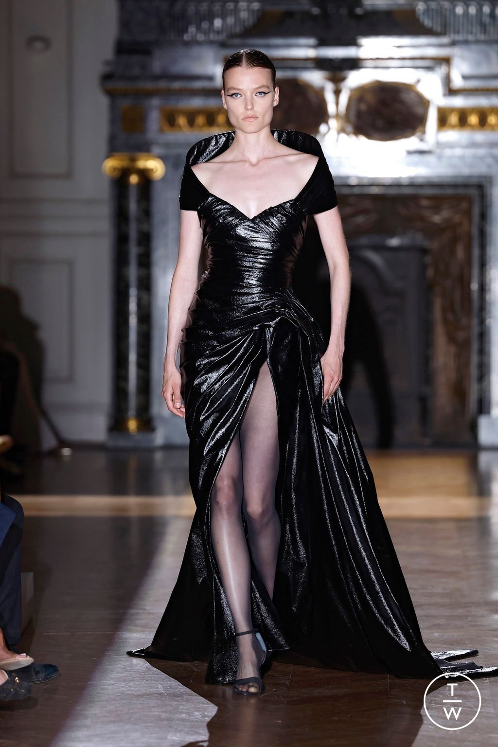 Fashion Week Paris Fall/Winter 2024 look 46 from the Zuhair Murad collection couture