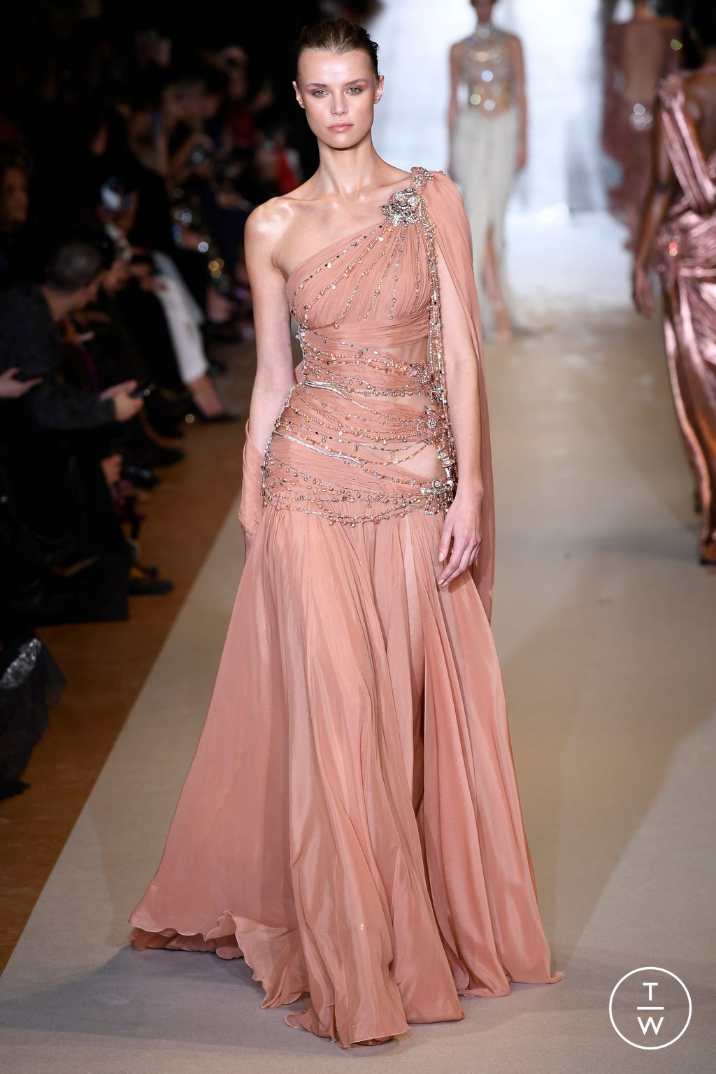 Fashion Week Paris Spring/Summer 2024 look 16 from the Zuhair Murad collection couture