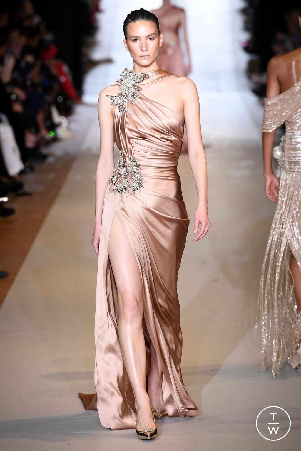 Fashion Week Paris Spring/Summer 2024 look 34 from the Zuhair Murad collection couture