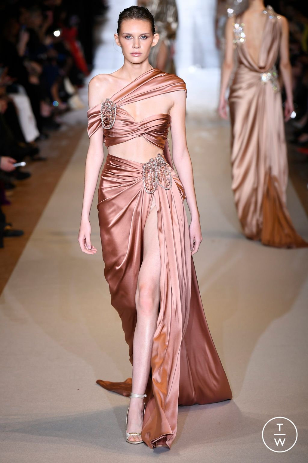 Fashion Week Paris Spring/Summer 2024 look 35 from the Zuhair Murad collection couture