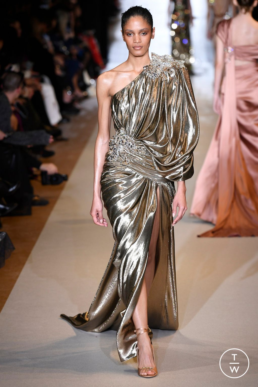 Fashion Week Paris Spring/Summer 2024 look 36 from the Zuhair Murad collection couture