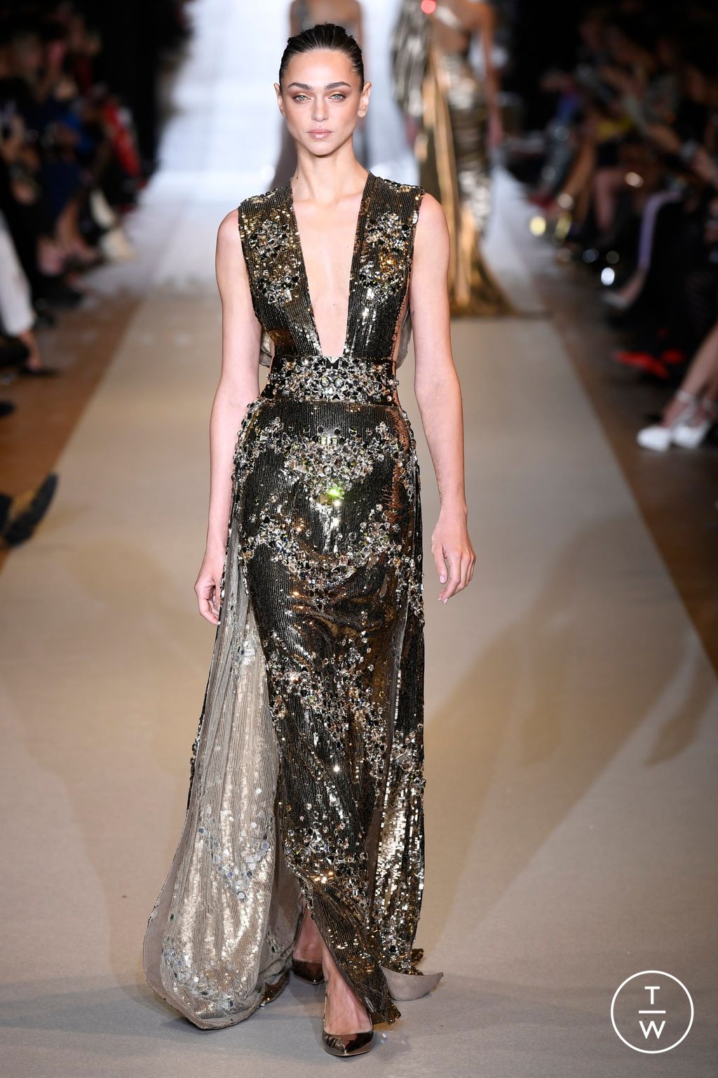 Fashion Week Paris Spring/Summer 2024 look 37 from the Zuhair Murad collection couture