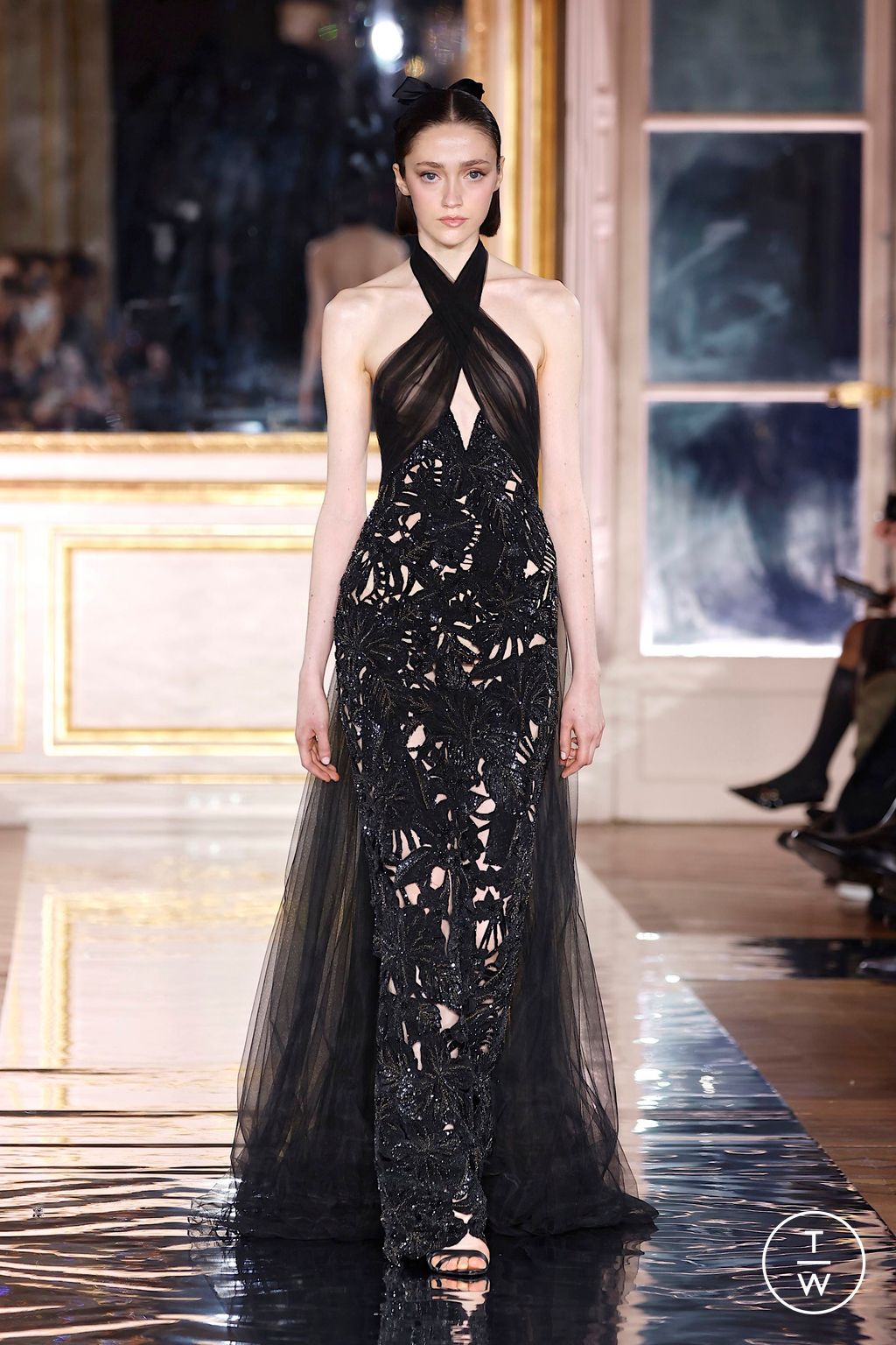 Fashion Week Paris Spring/Summer 2025 look 73 de la collection Zuhair Murad couture