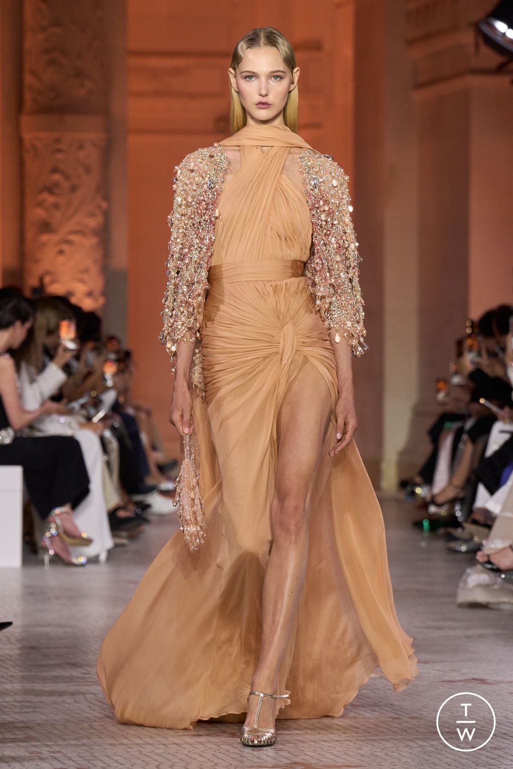 Fashion Week Paris Fall/Winter 2025 look 8 from the Zuhair Murad collection couture