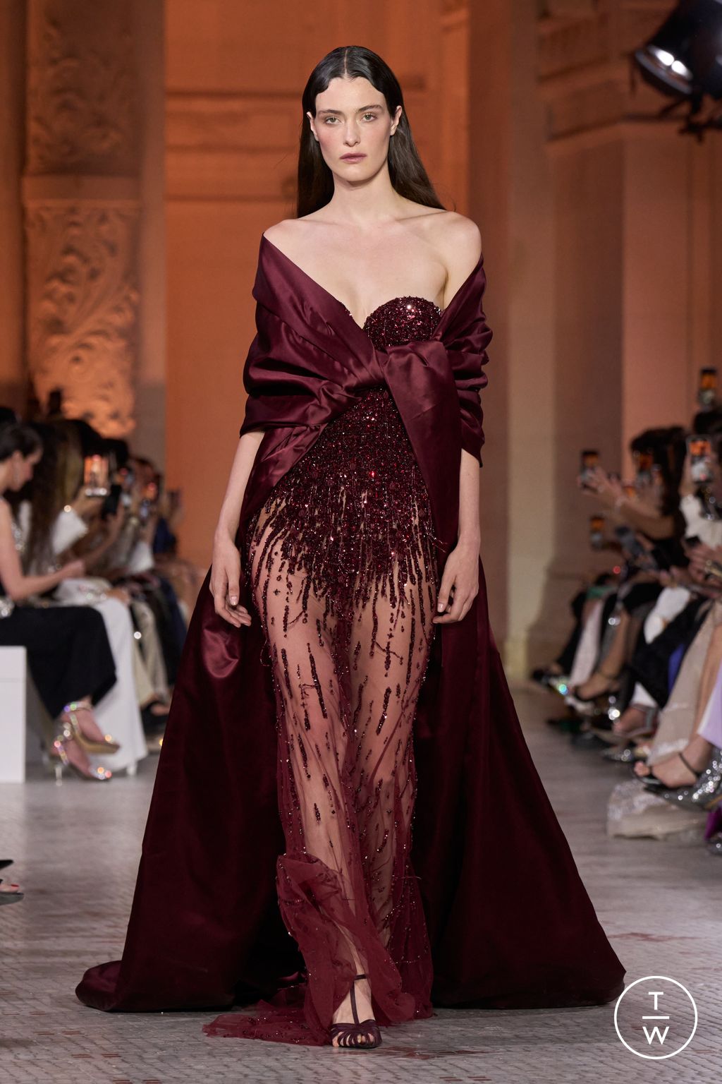 Fashion Week Paris Fall/Winter 2025 look 16 from the Zuhair Murad collection couture