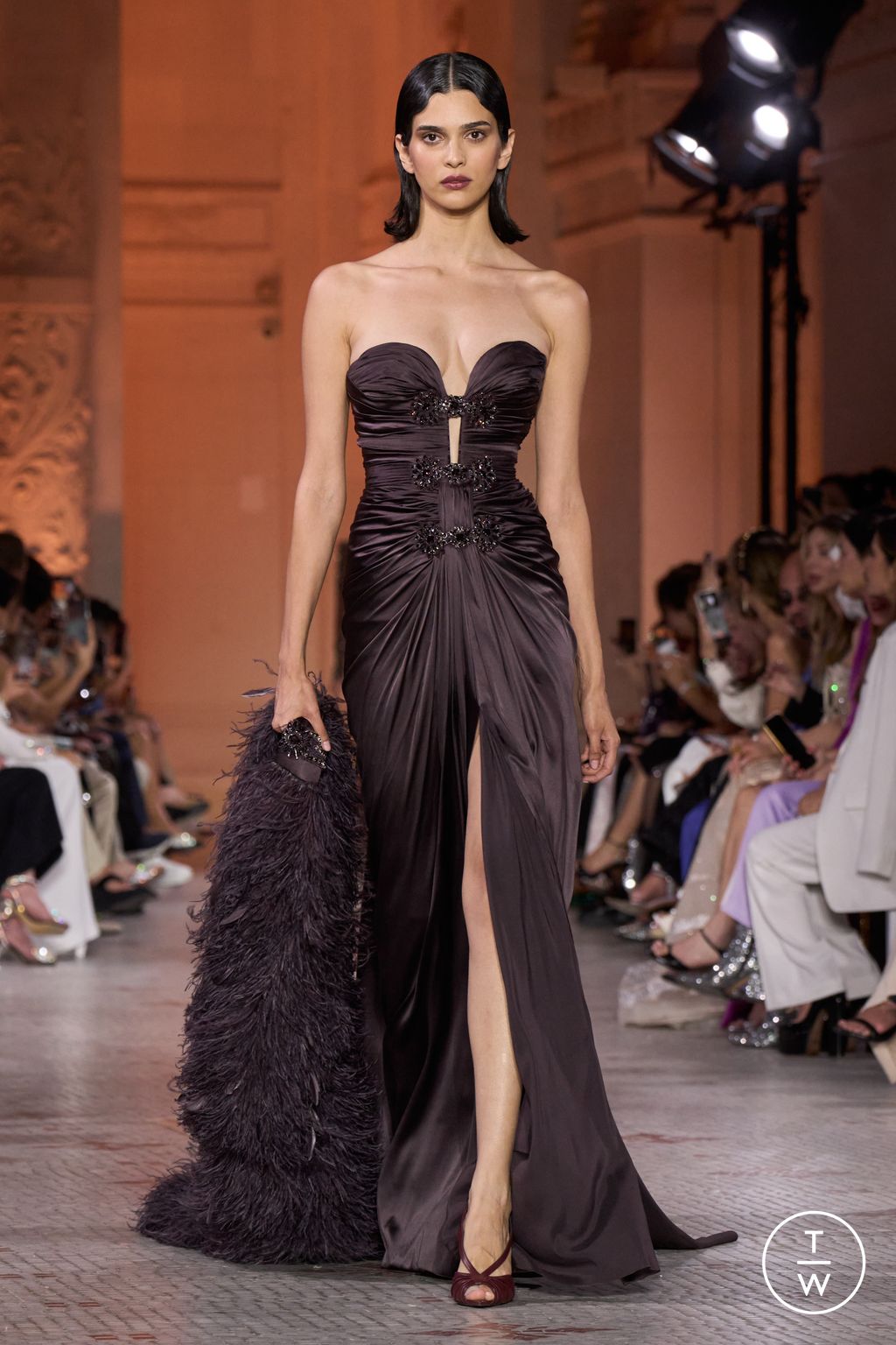 Fashion Week Paris Fall/Winter 2025 look 20 from the Zuhair Murad collection couture