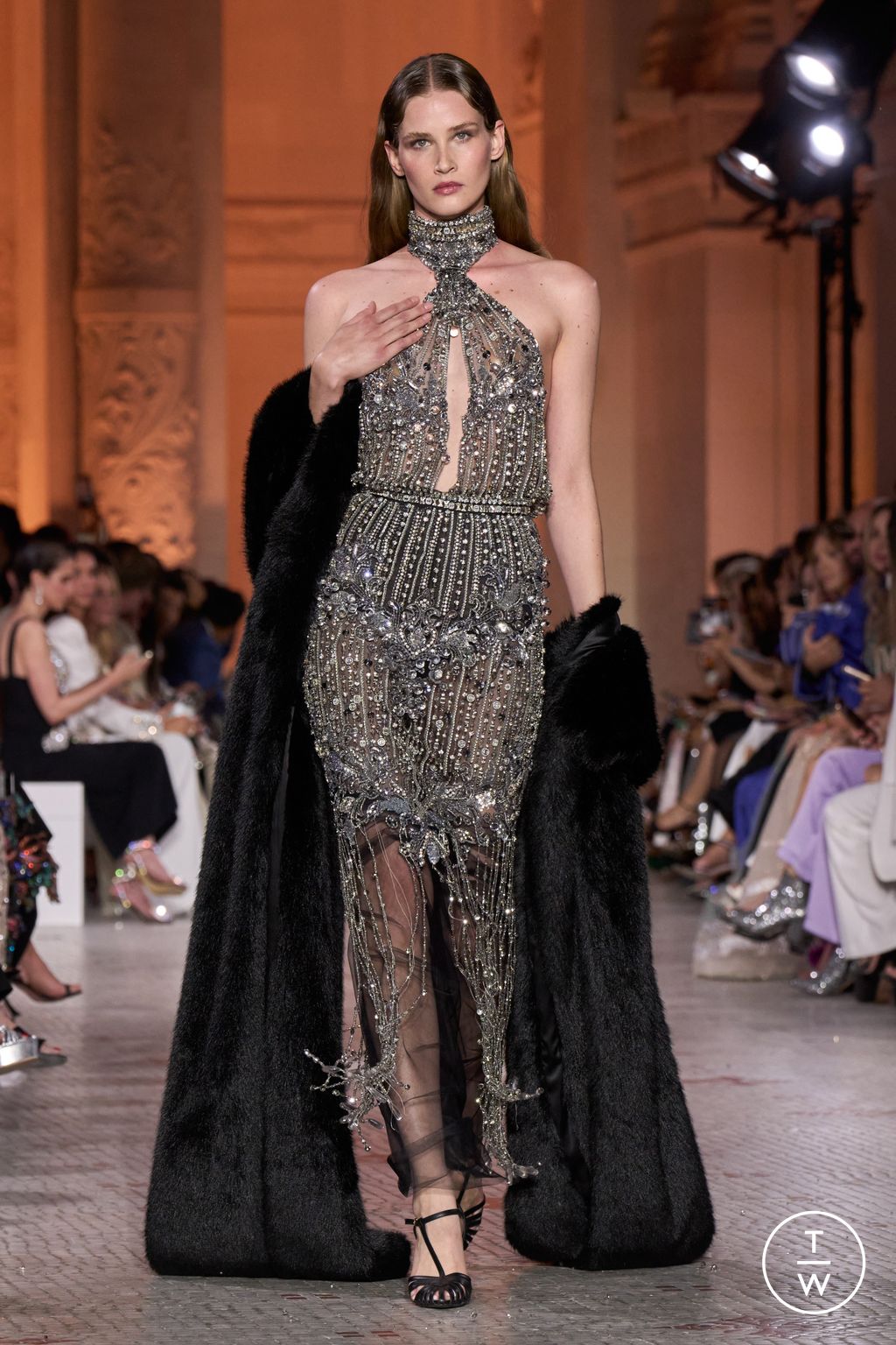 Fashion Week Paris Fall/Winter 2025 look 34 from the Zuhair Murad collection couture