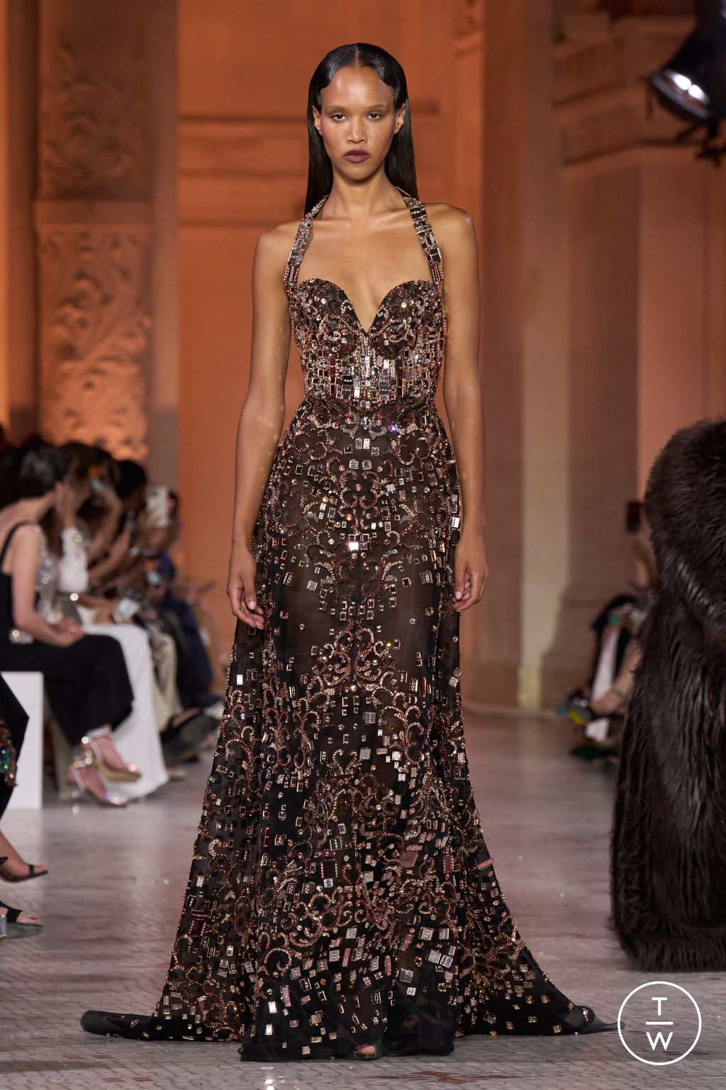 Fashion Week Paris Fall/Winter 2025 look 43 from the Zuhair Murad collection couture
