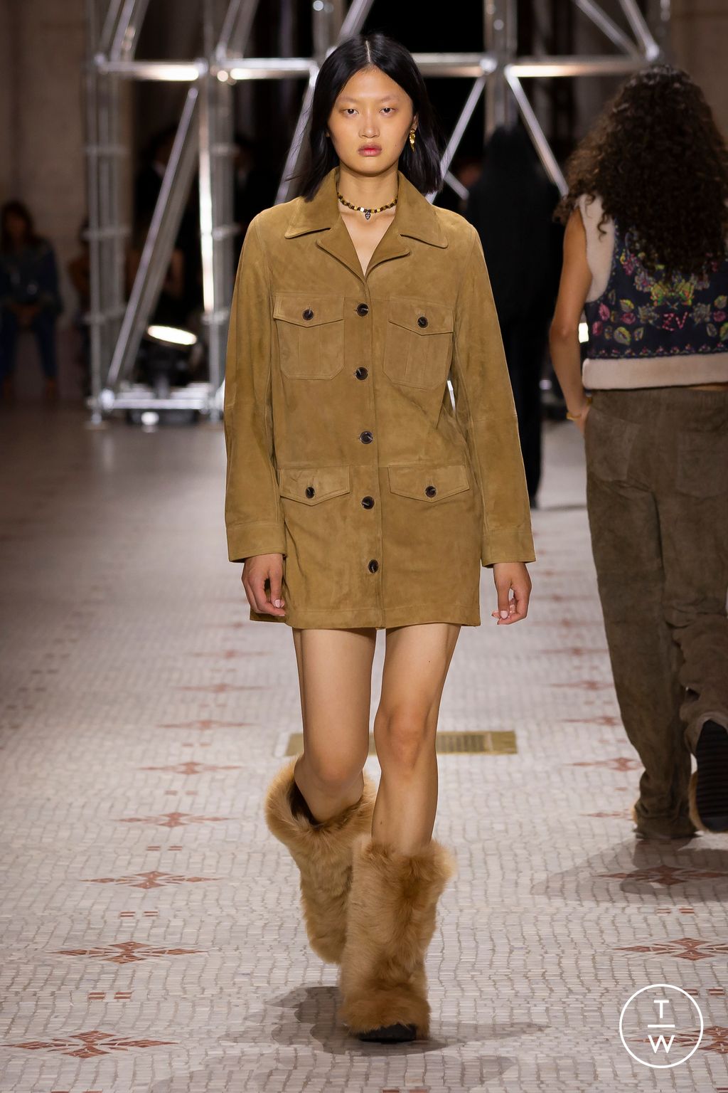 Fashion Week Paris Fall/Winter 2022 look 9 from the Zadig&Voltaire collection 女装