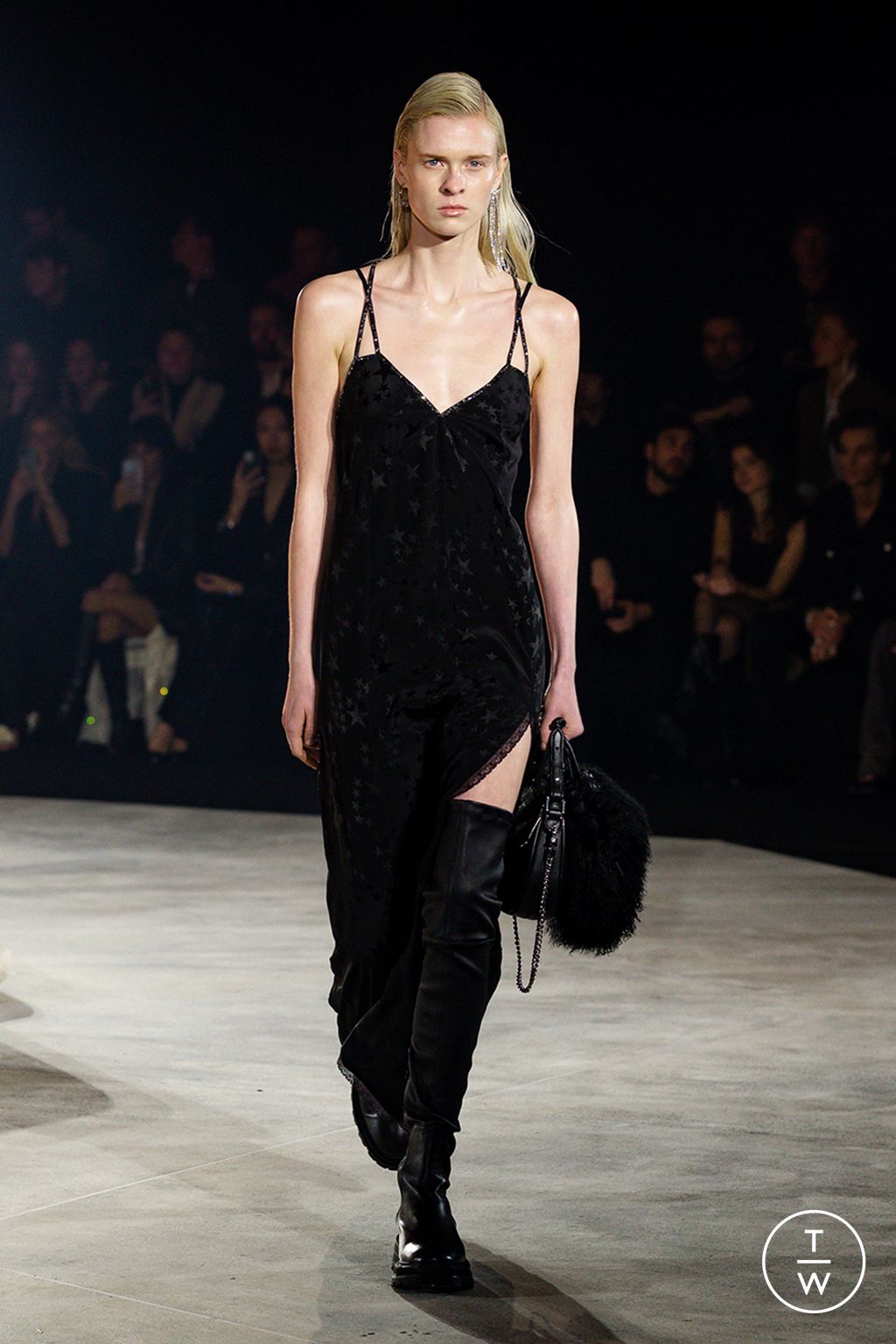 Fashion Week Paris Fall/Winter 2023 look 40 from the Zadig&Voltaire collection womenswear