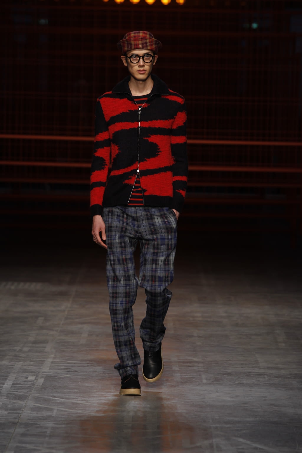 Fashion Week Milan Fall/Winter 2017 look 29 from the Missoni collection menswear
