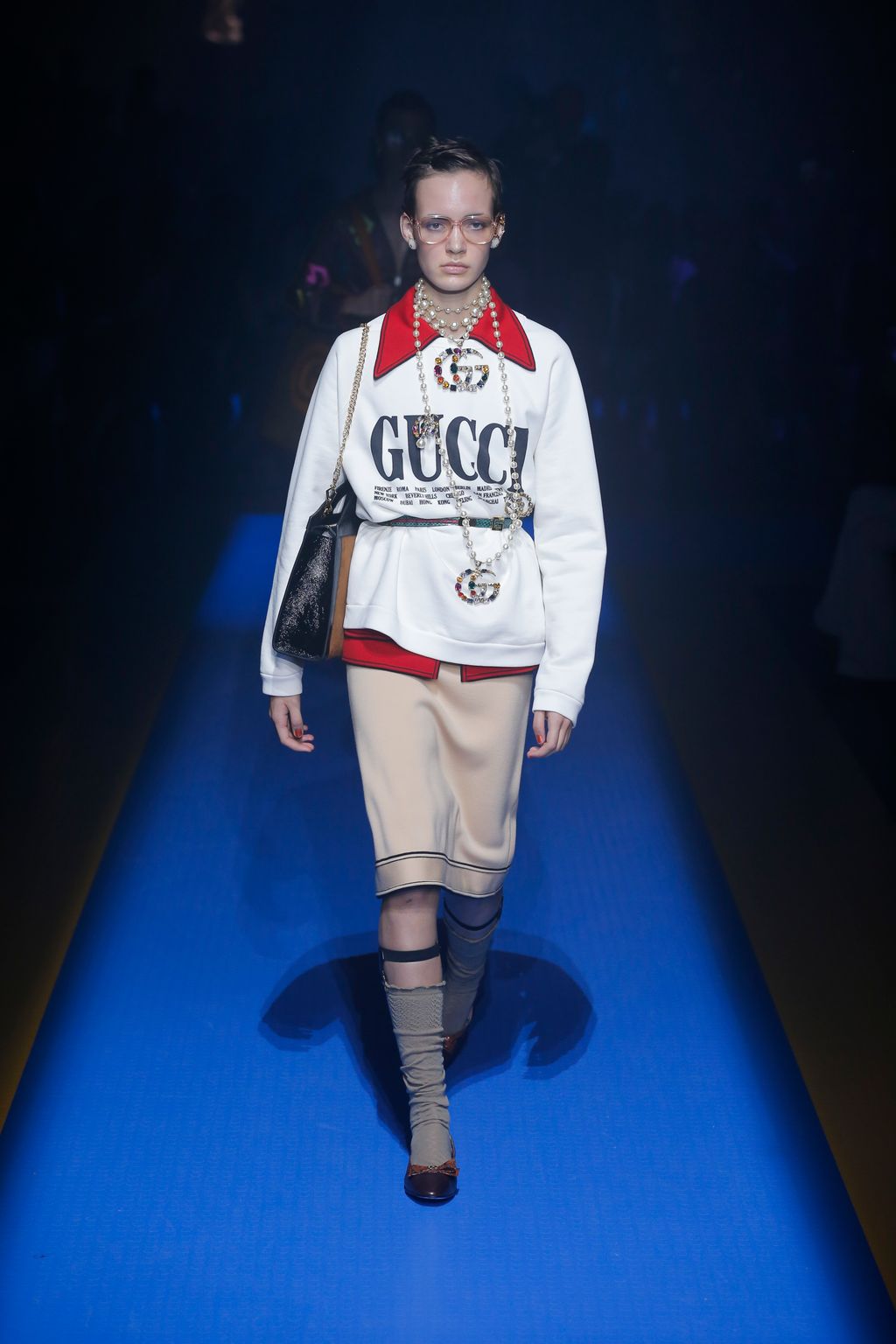 Fashion Week Milan Spring/Summer 2018 look 6 de la collection Gucci womenswear