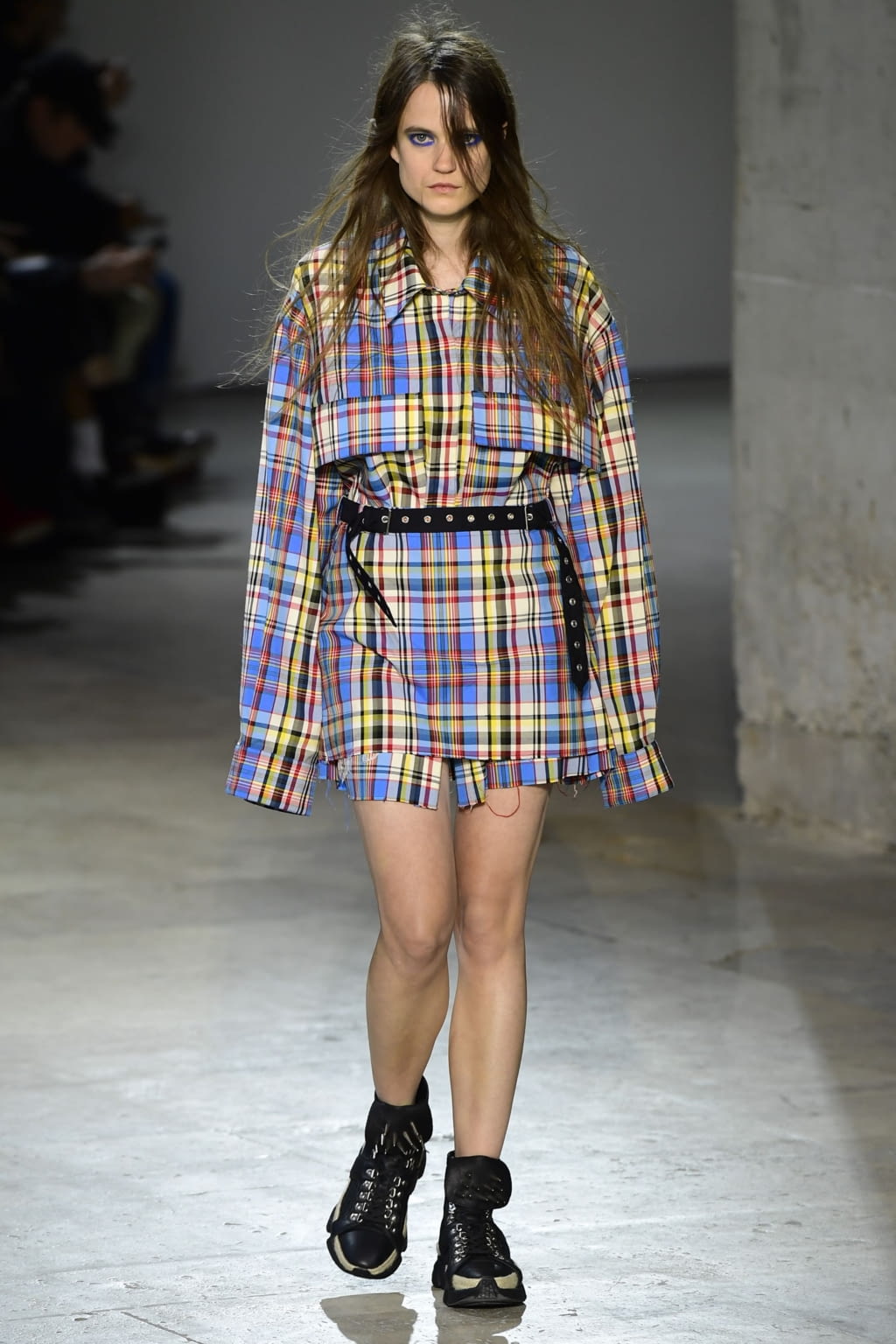 Fashion Week Paris Spring/Summer 2019 look 4 from the Marques' Almeida collection 女装