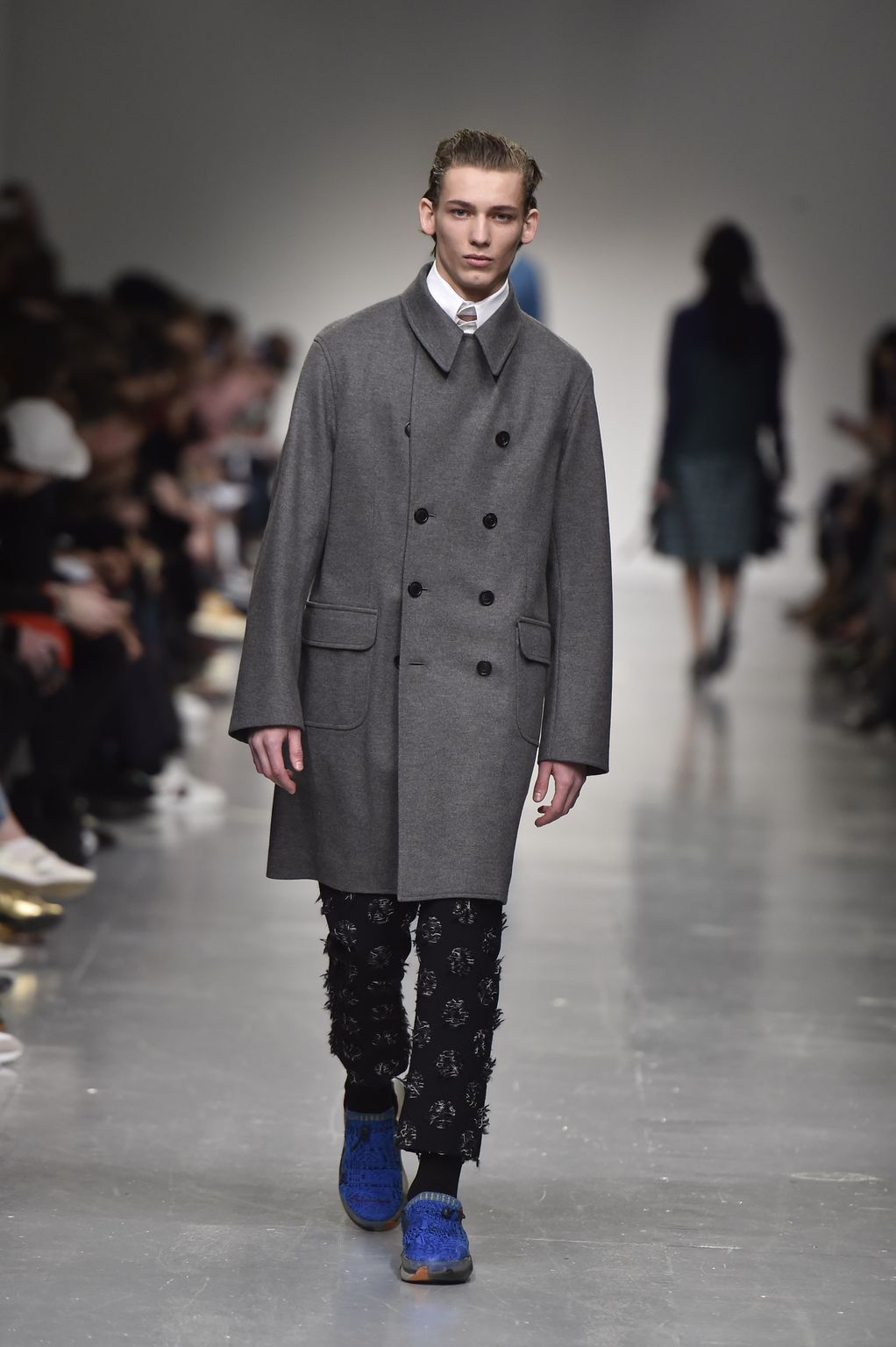Fashion Week London Fall/Winter 2017 look 20 from the Casely-Hayford collection menswear