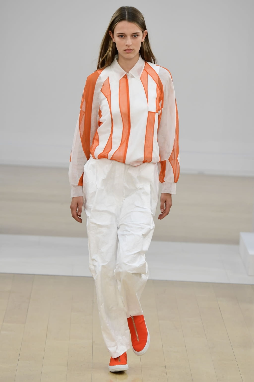 Fashion Week London Spring/Summer 2019 look 19 from the Jasper Conran collection 女装