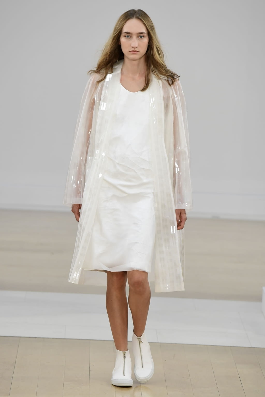 Fashion Week London Spring/Summer 2019 look 20 from the Jasper Conran collection 女装