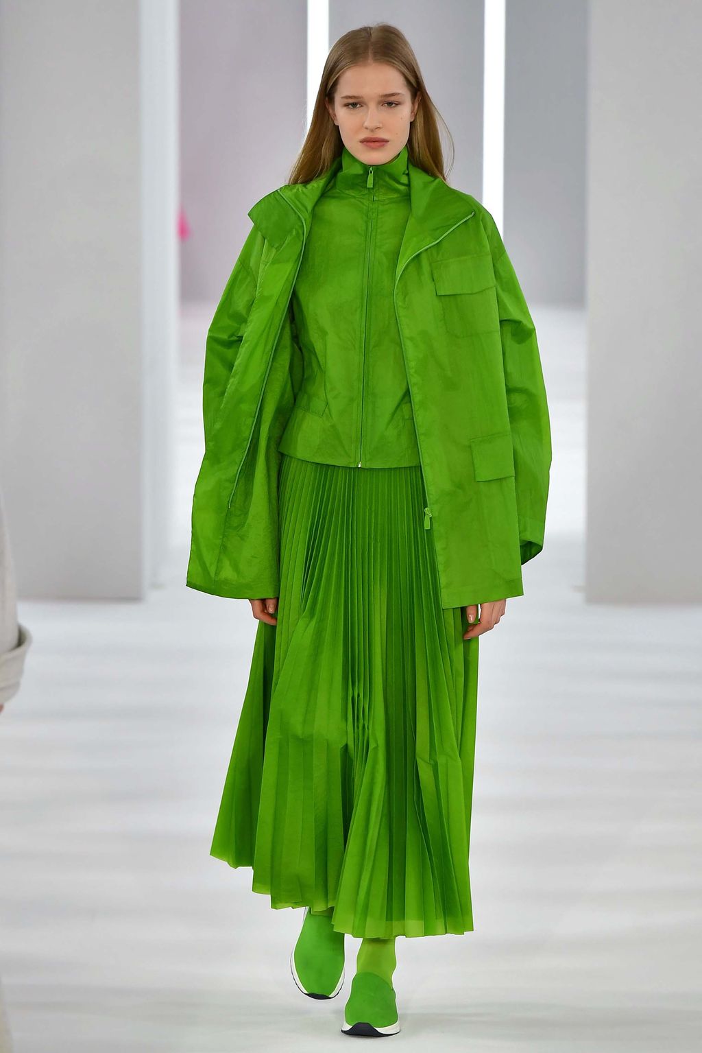 Fashion Week London Fall/Winter 2018 look 18 de la collection Jasper Conran womenswear