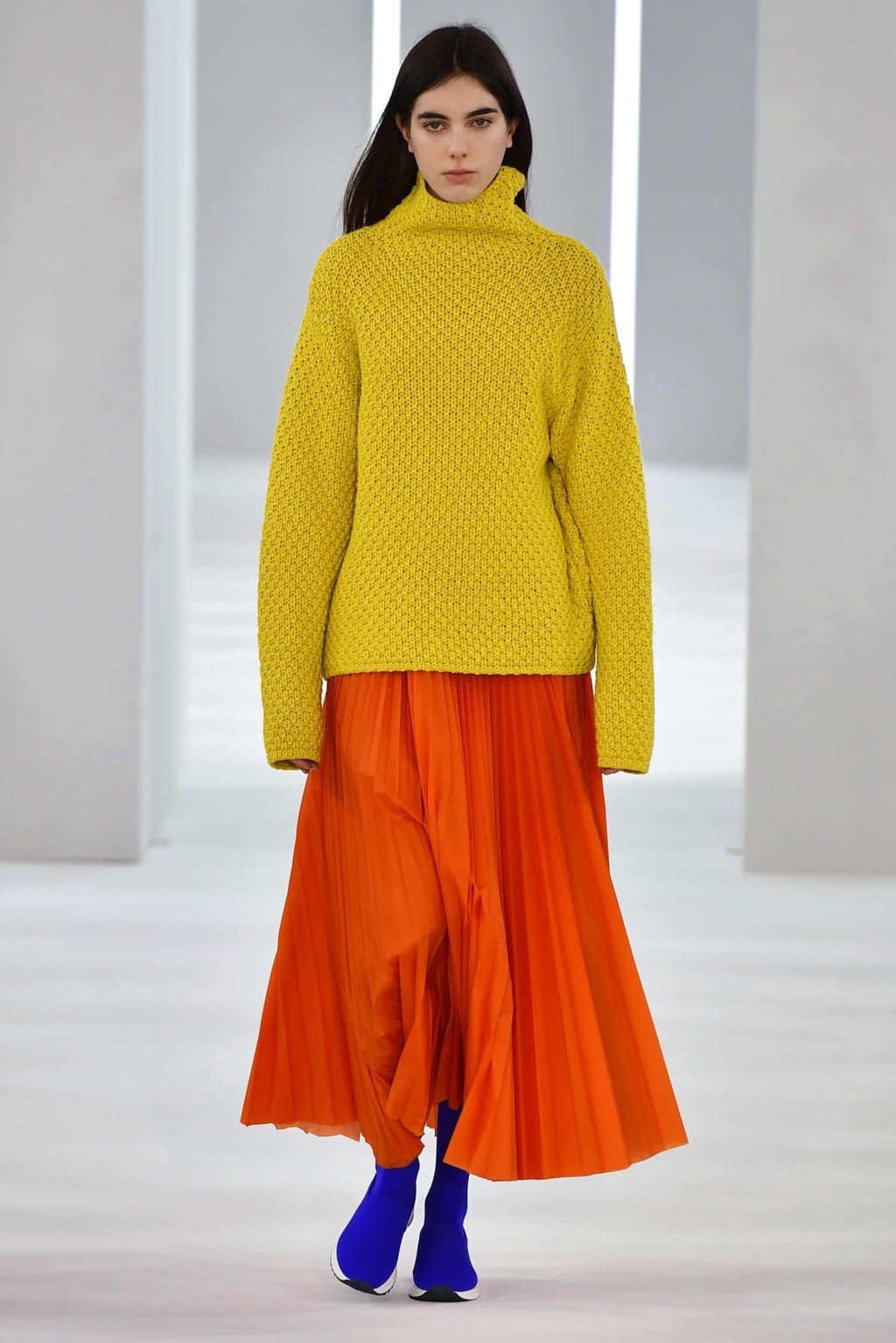 Fashion Week London Fall/Winter 2018 look 29 from the Jasper Conran collection 女装