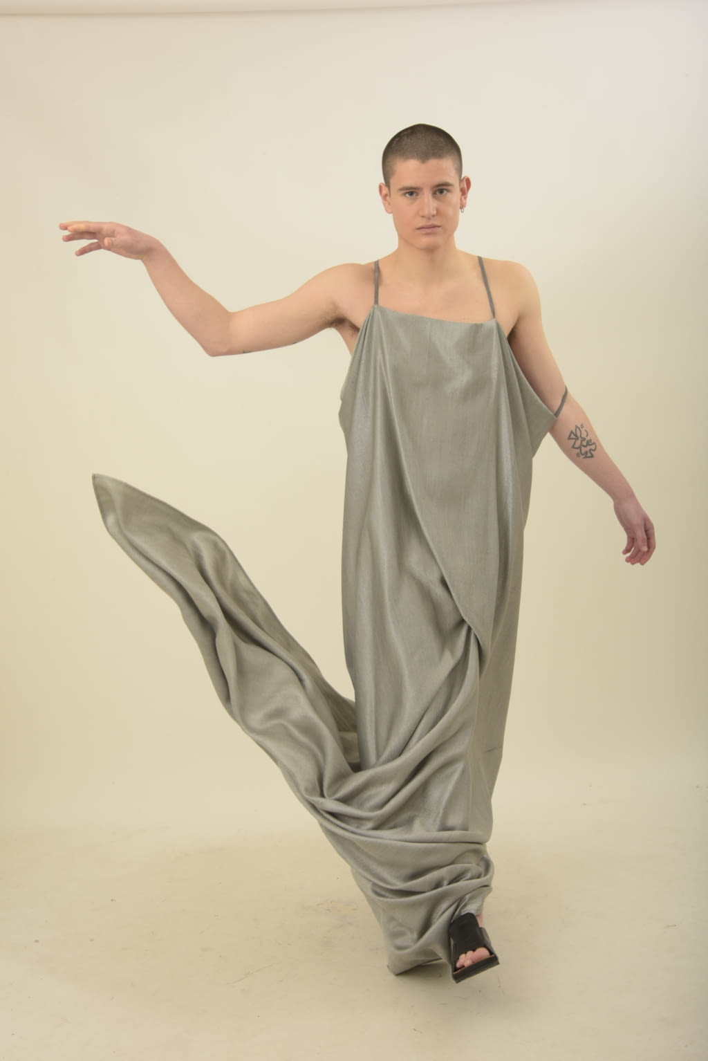 Fashion Week London Spring/Summer 2021 look 9 from the Lupe Gajardo collection womenswear