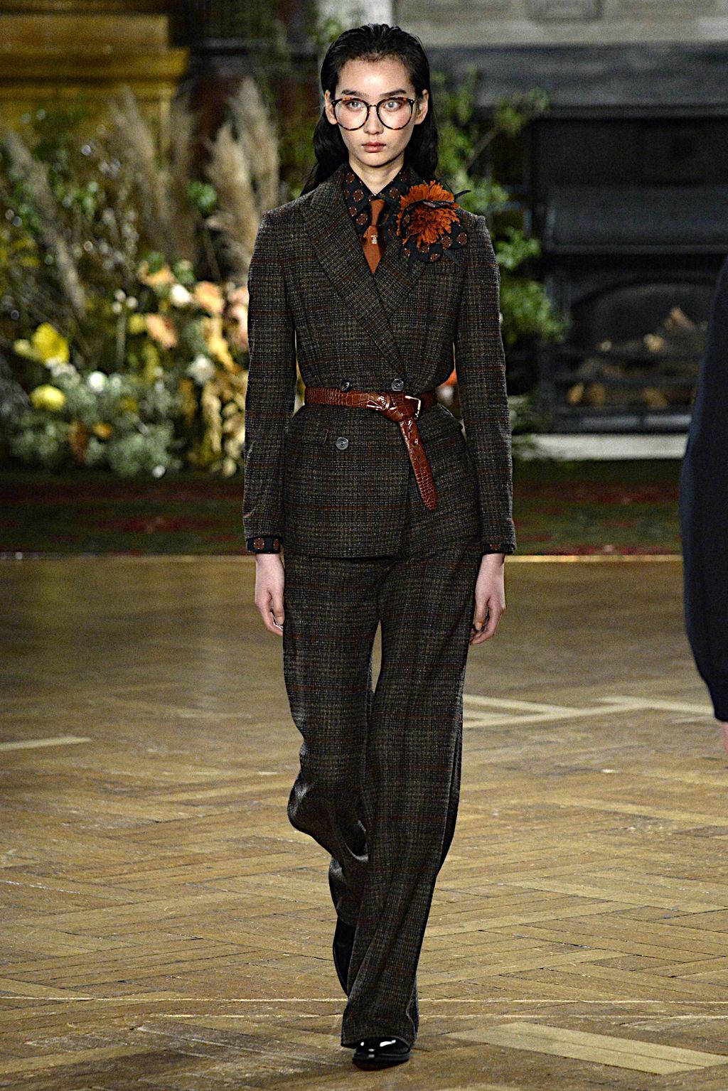 Fashion Week London Fall/Winter 2020 look 14 from the Daks collection 女装