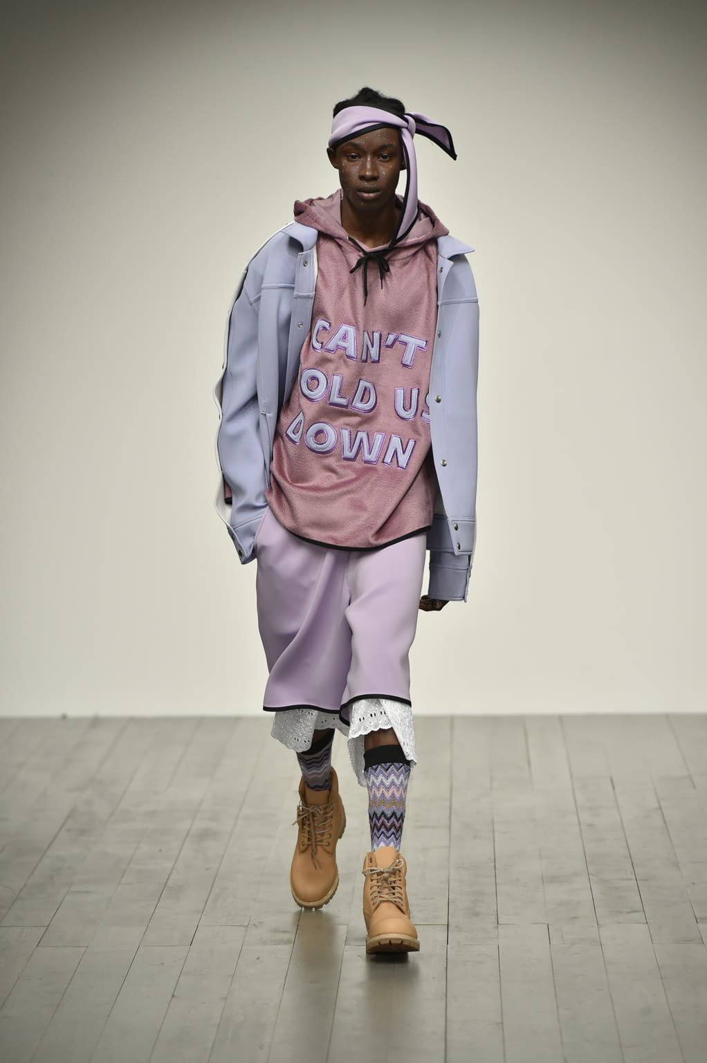 Fashion Week London Fall/Winter 2018 look 11 de la collection Bobby Abley menswear