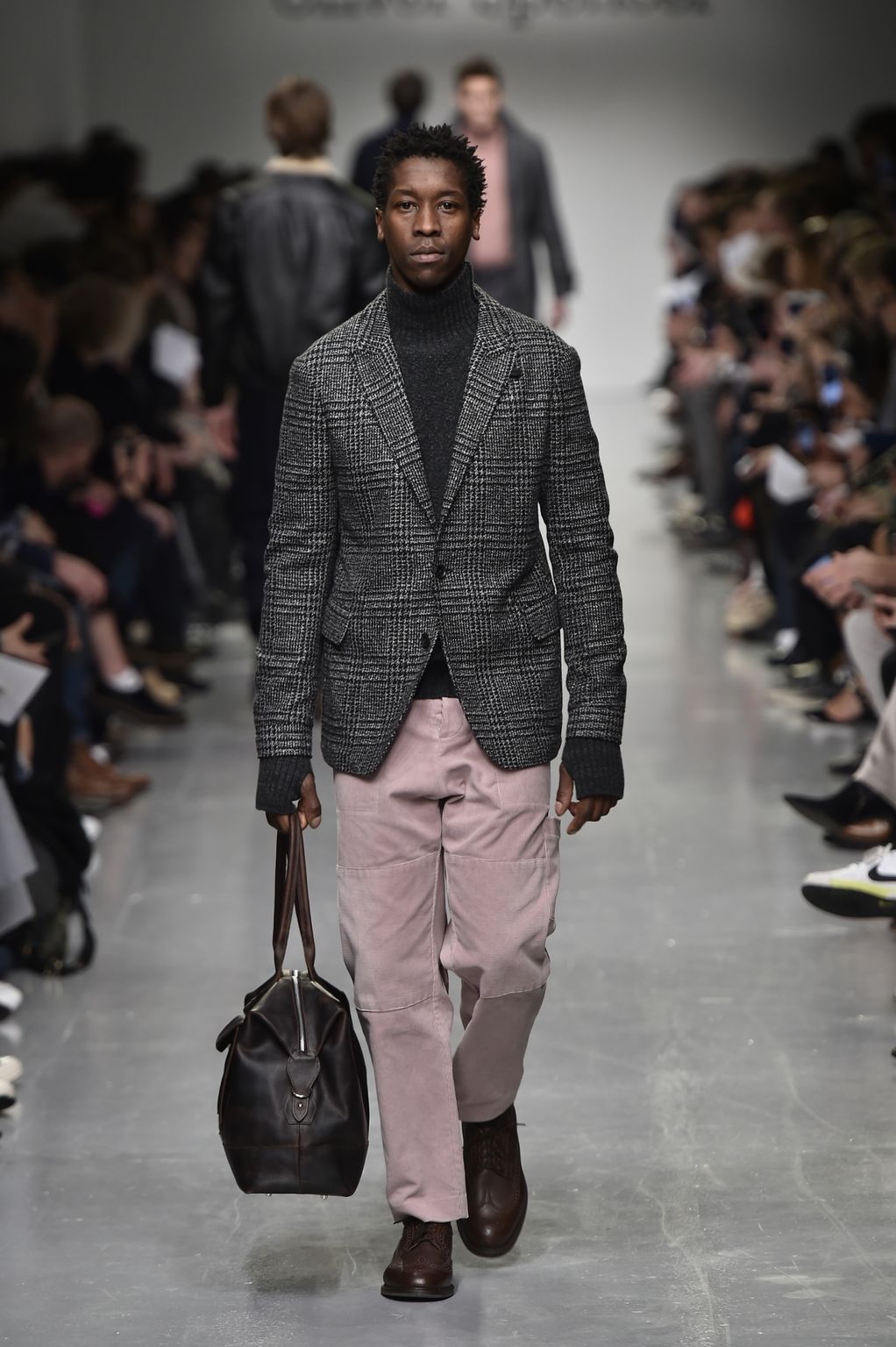 Fashion Week London Fall/Winter 2017 look 14 from the Oliver Spencer collection menswear