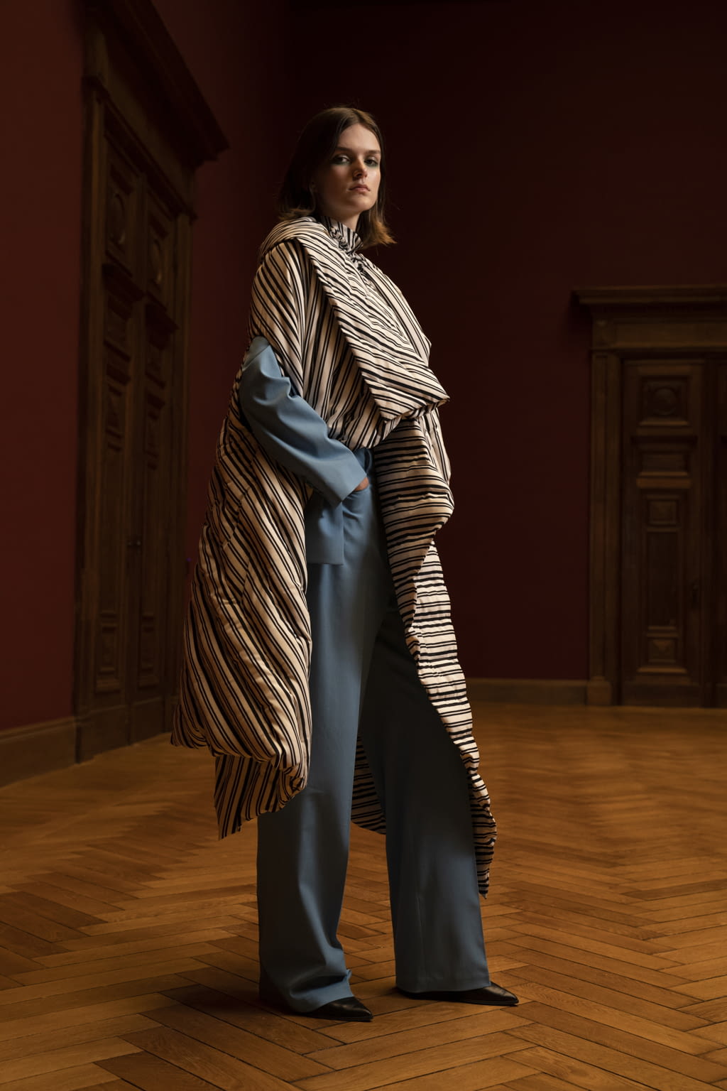 Fashion Week Paris Fall/Winter 2021 look 53 from the Christian Wijnants collection 女装