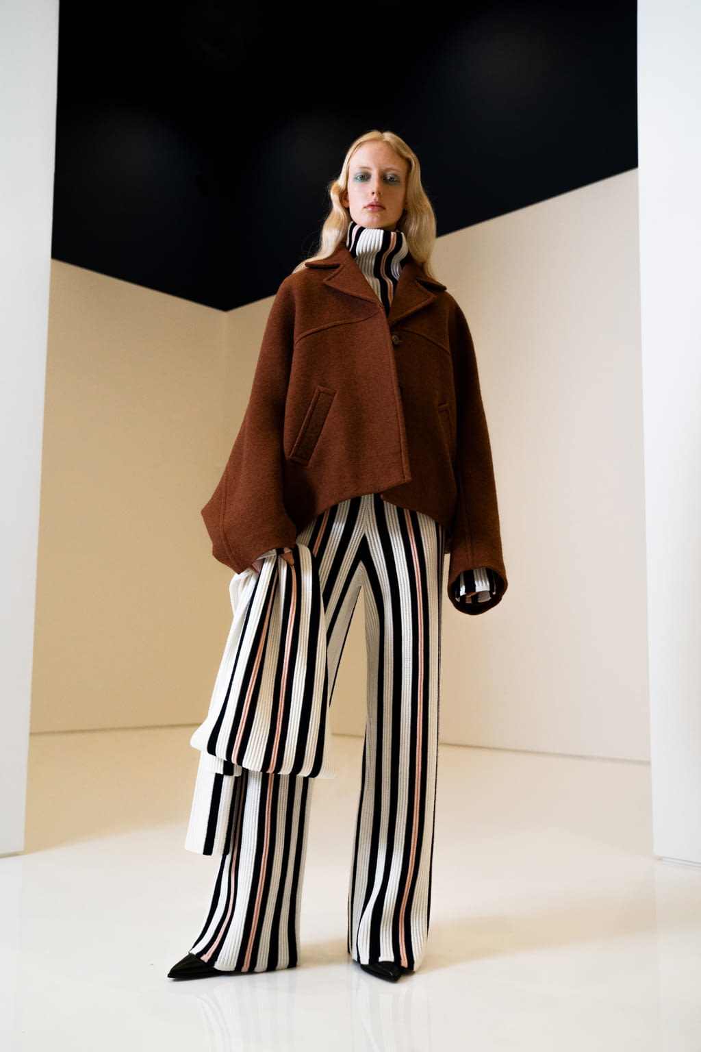 Fashion Week Paris Fall/Winter 2021 look 58 from the Christian Wijnants collection womenswear