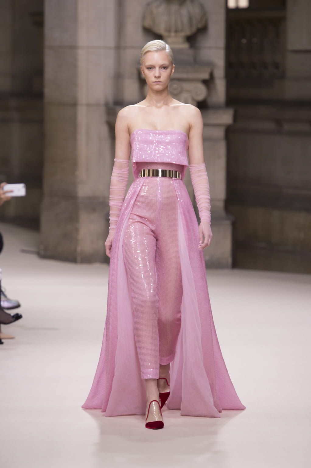Fashion Week Paris Fall/Winter 2018 look 8 from the Galia Lahav collection couture