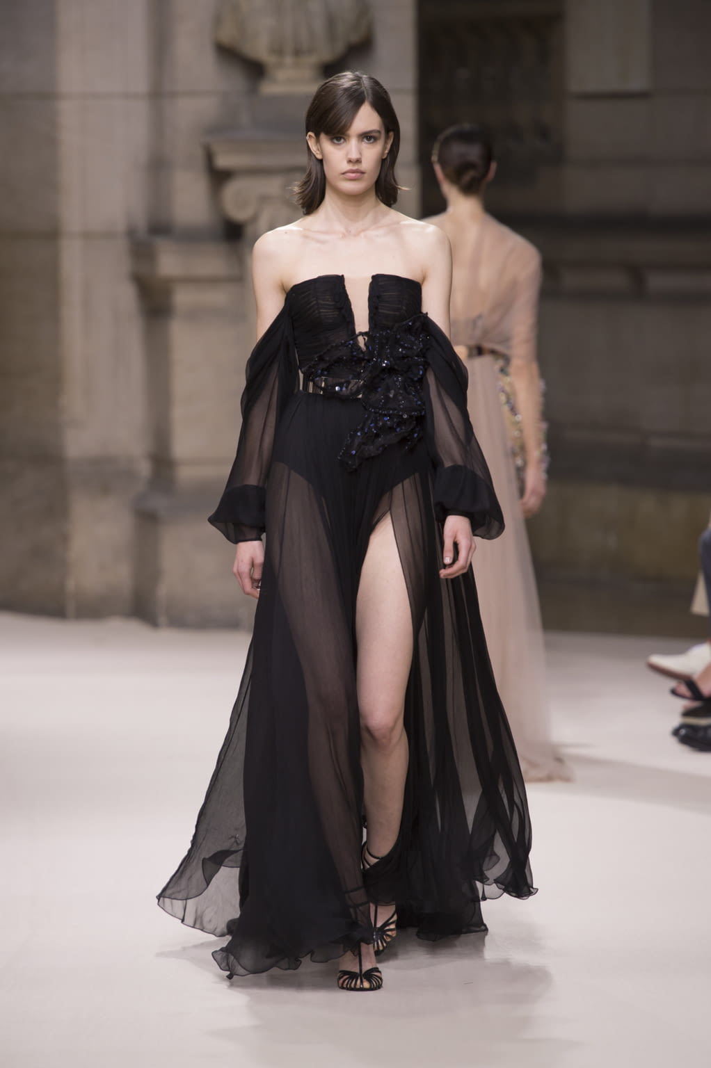Fashion Week Paris Fall/Winter 2018 look 11 from the Galia Lahav collection couture
