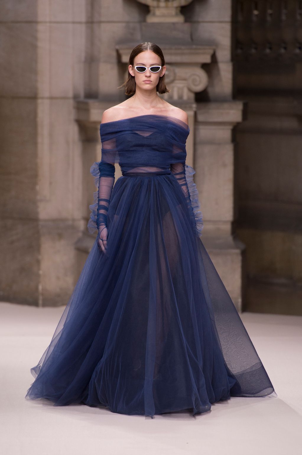 Fashion Week Paris Fall/Winter 2018 look 22 from the Galia Lahav collection couture