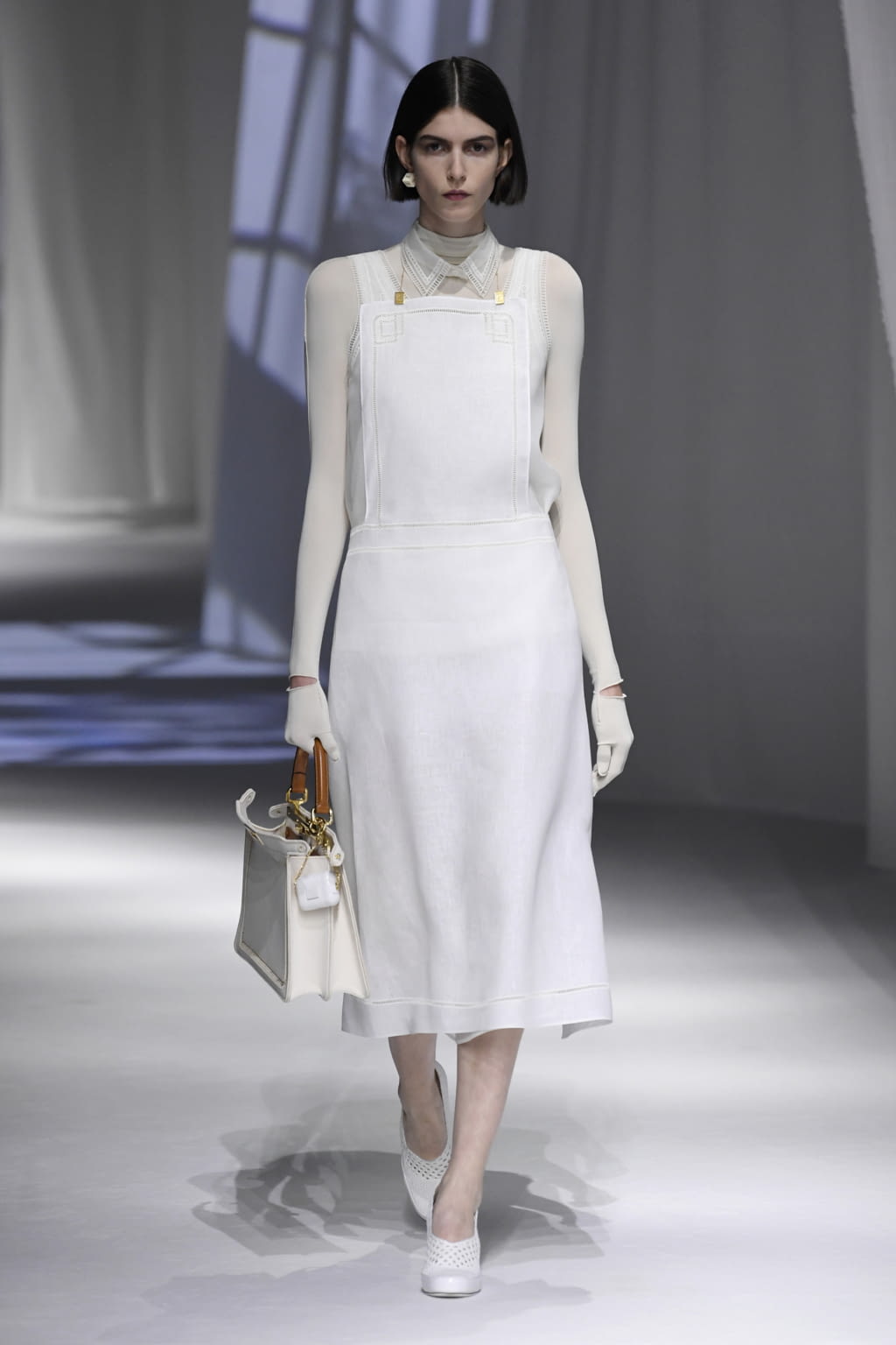 Fashion Week Milan Spring/Summer 2021 look 16 from the Fendi collection womenswear
