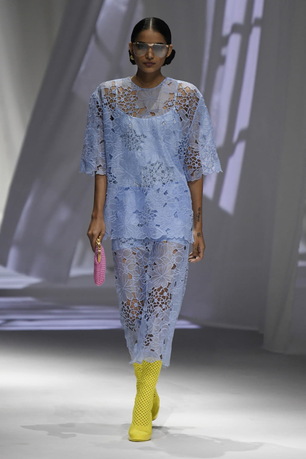 Fashion Week Milan Spring/Summer 2021 look 25 from the Fendi collection womenswear