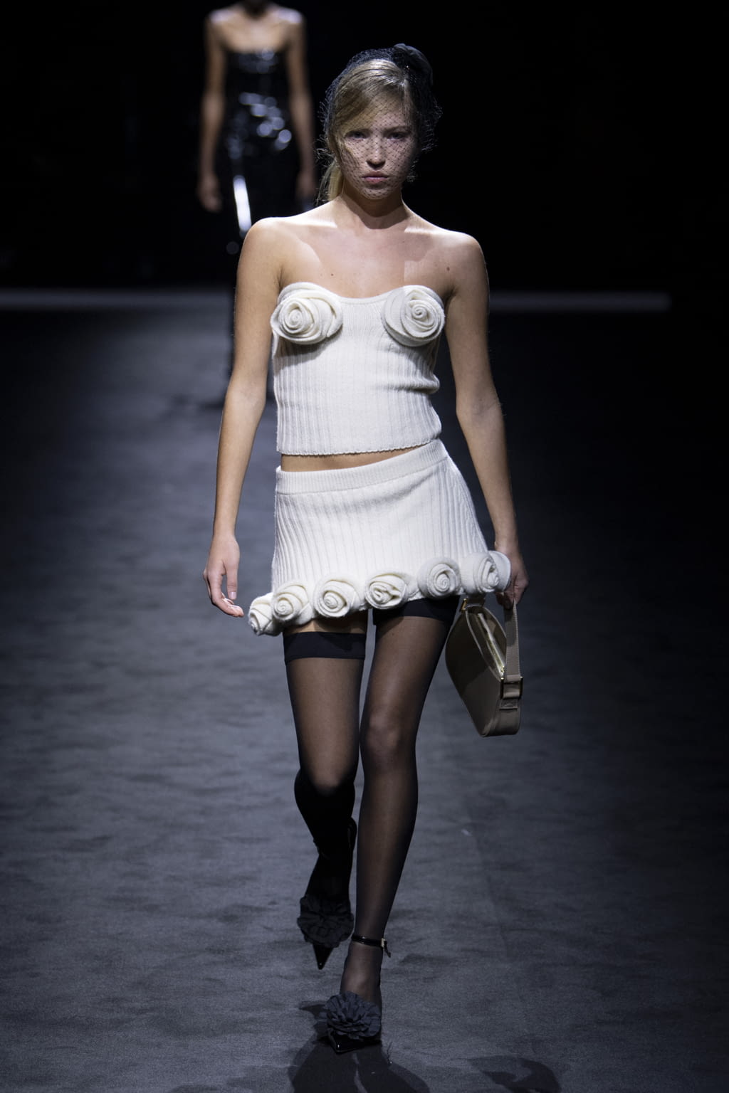 Fashion Week Milan Fall/Winter 2022 look 2 from the Blumarine collection womenswear