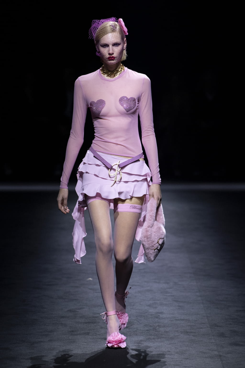 Fashion Week Milan Fall/Winter 2022 look 42 from the Blumarine collection womenswear