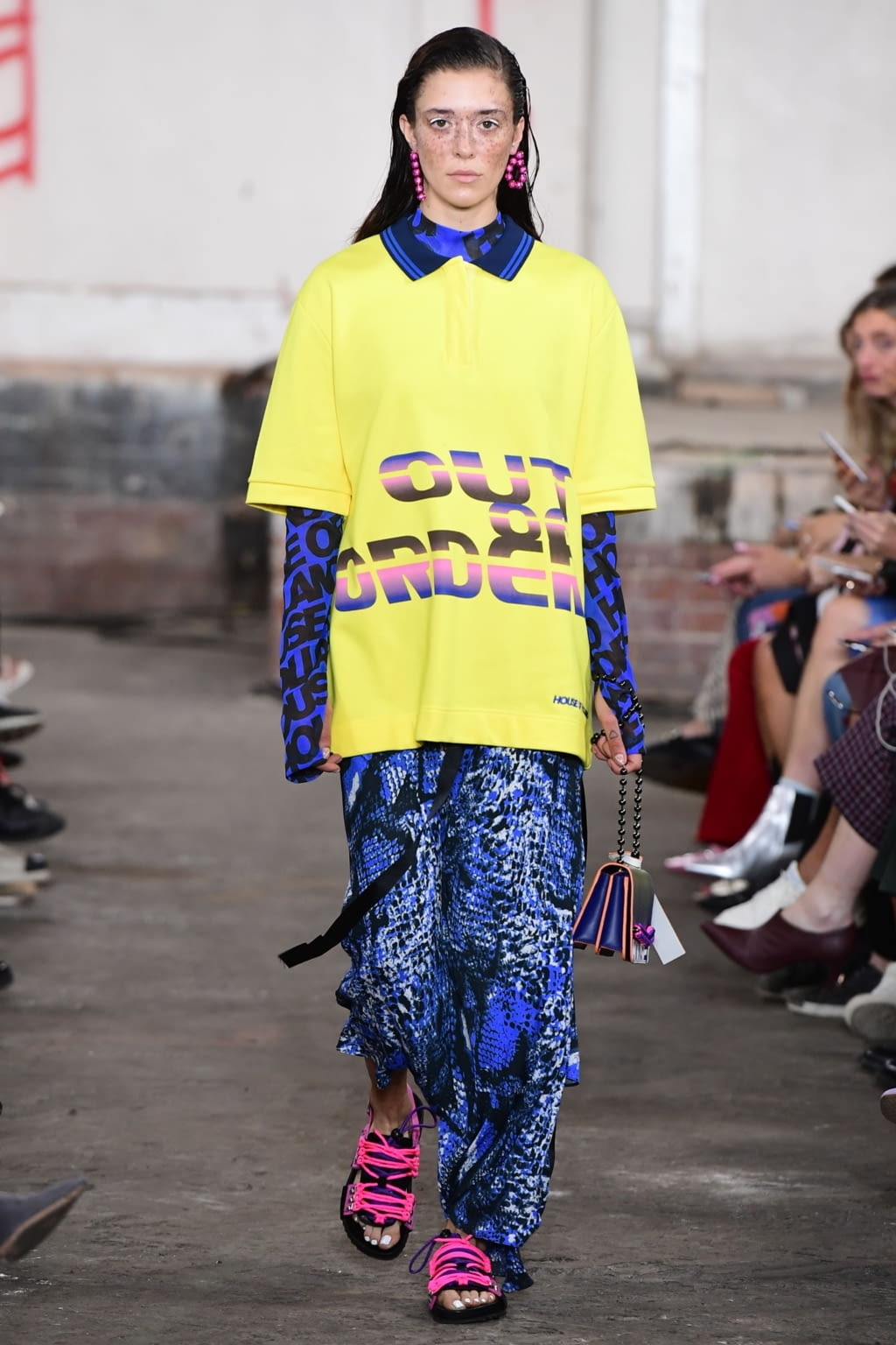 Fashion Week London Spring/Summer 2019 look 18 from the House of Holland collection 女装