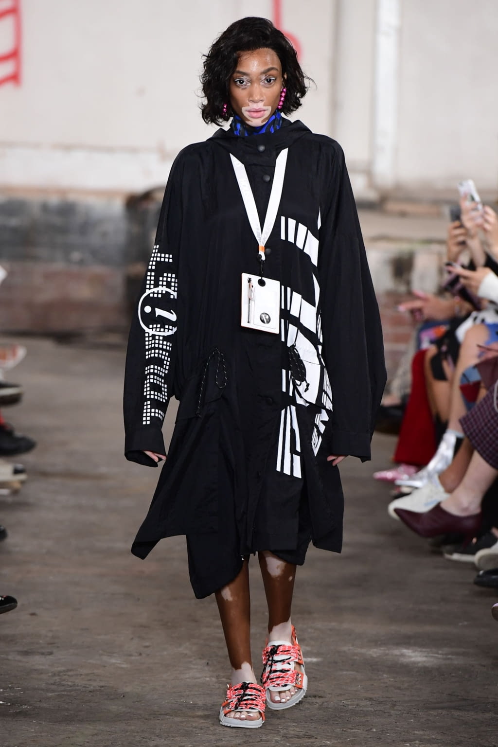 Fashion Week London Spring/Summer 2019 look 28 from the House of Holland collection womenswear