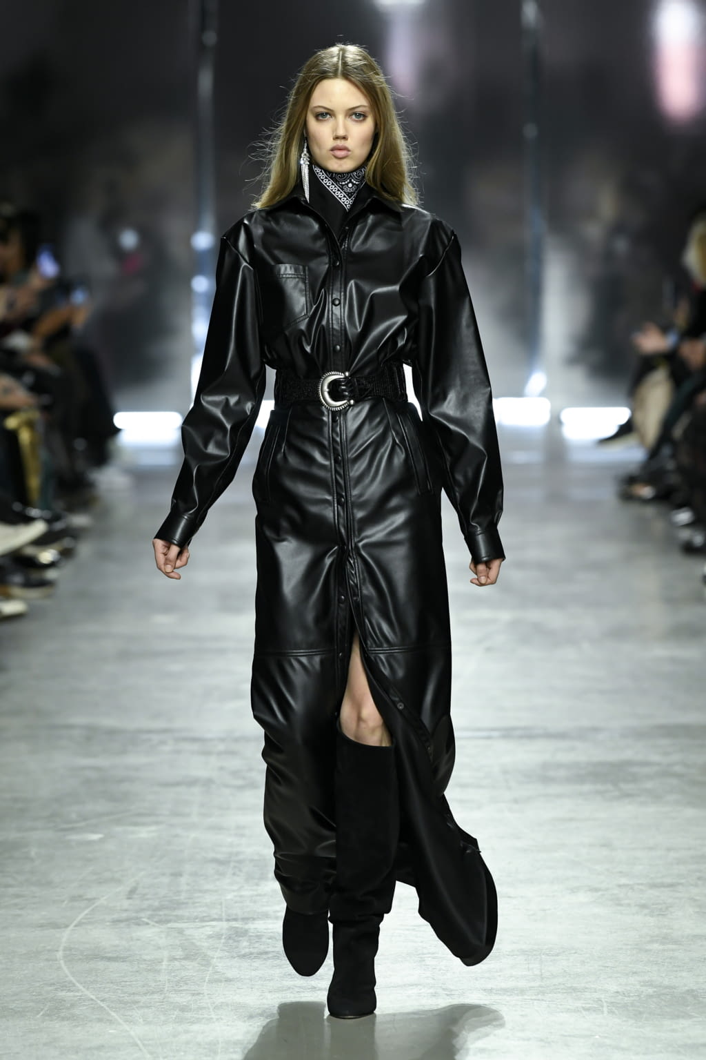 Fashion Week Paris Fall/Winter 2020 look 1 de la collection Ingie Paris womenswear