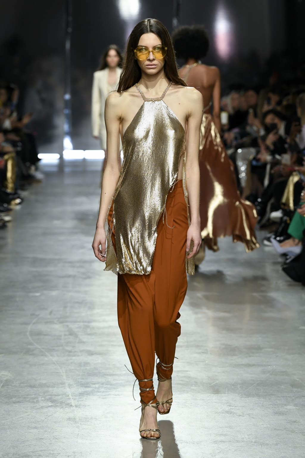 Fashion Week Paris Fall/Winter 2020 look 30 de la collection Ingie Paris womenswear