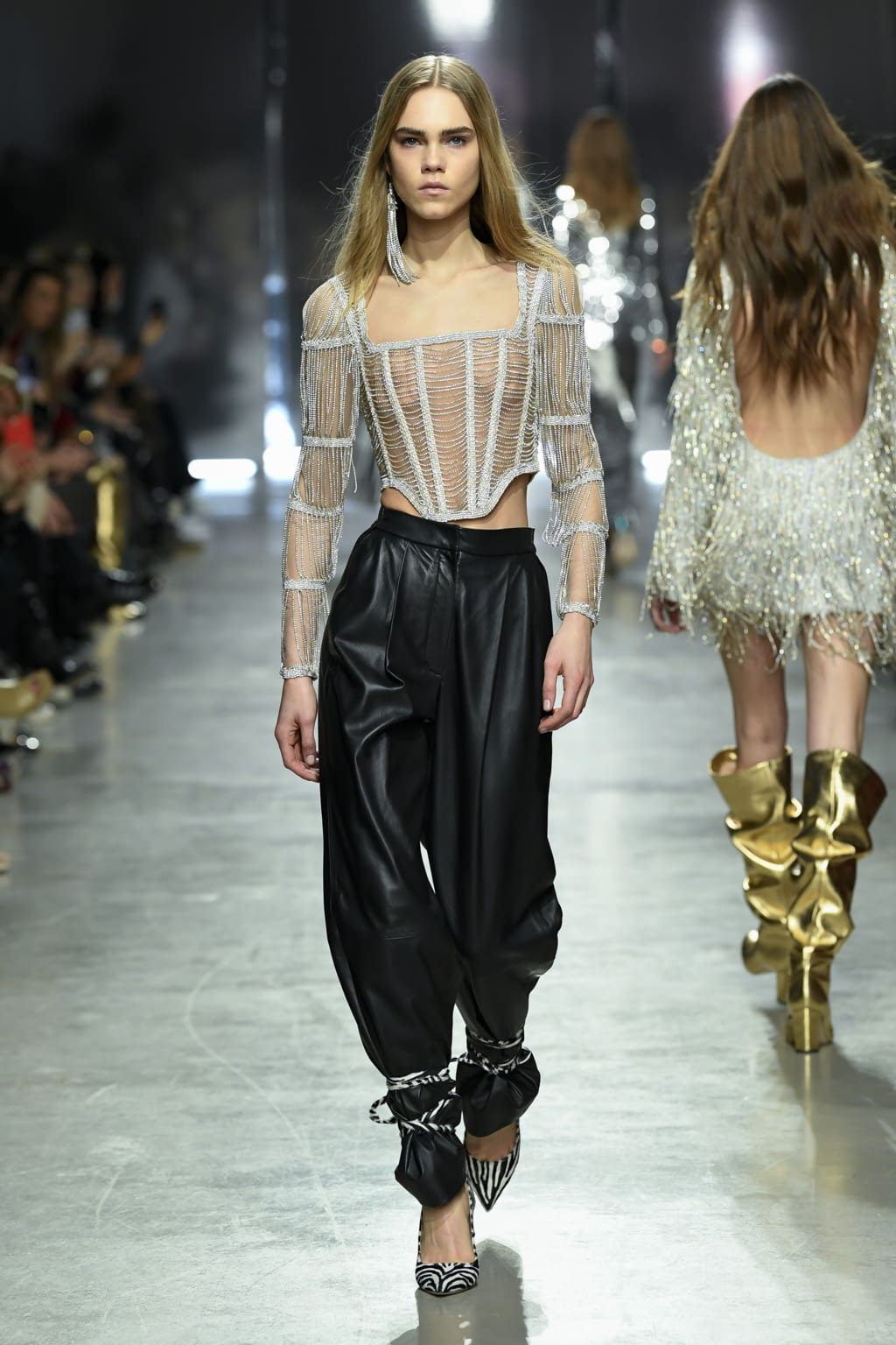 Fashion Week Paris Fall/Winter 2020 look 37 de la collection Ingie Paris womenswear