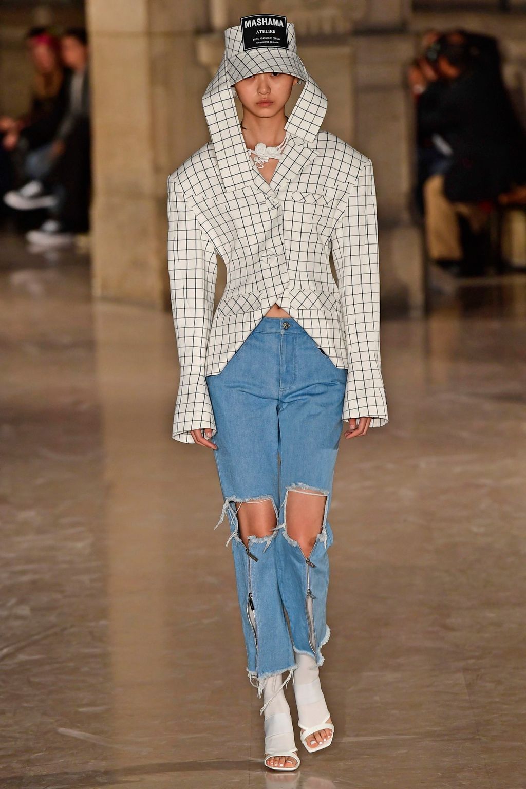 Fashion Week Paris Spring/Summer 2019 look 4 from the Masha Ma collection womenswear