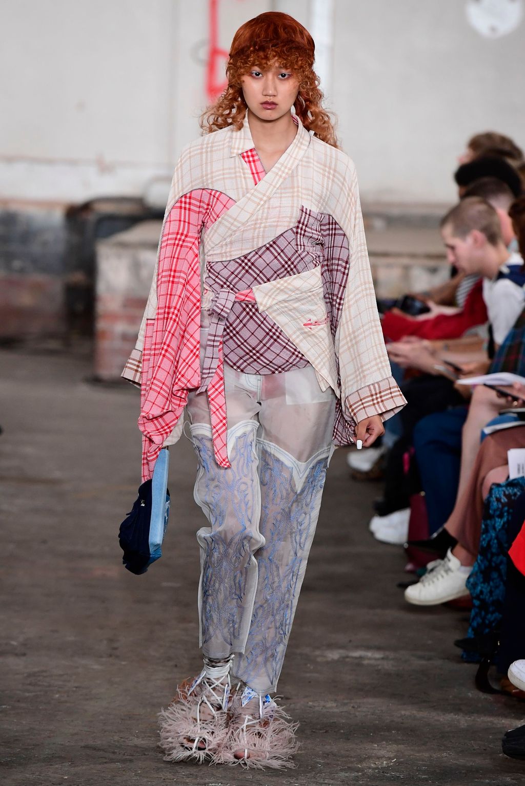 Fashion Week London Spring/Summer 2019 look 46 from the Fashion East collection 女装