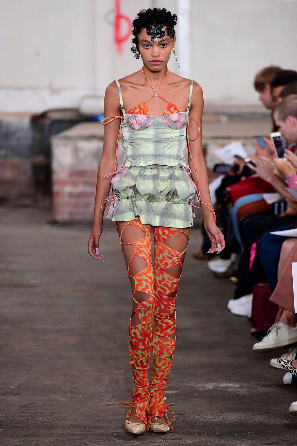 Fashion Week London Spring/Summer 2019 look 3 from the Fashion East collection 女装