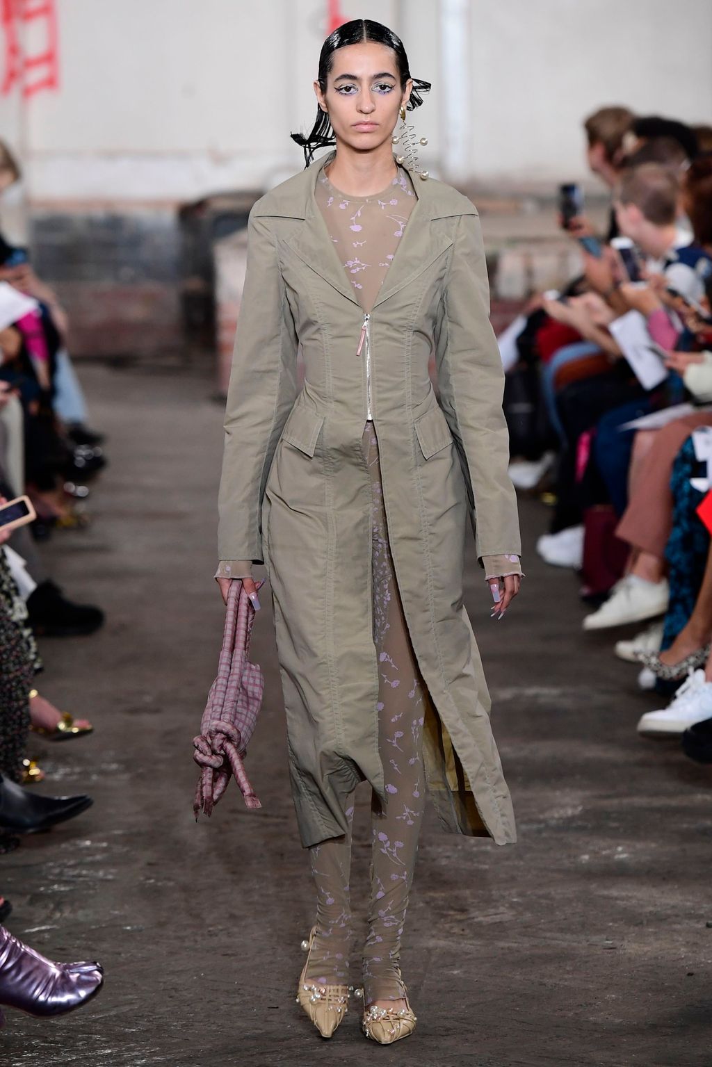 Fashion Week London Spring/Summer 2019 look 6 from the Fashion East collection womenswear