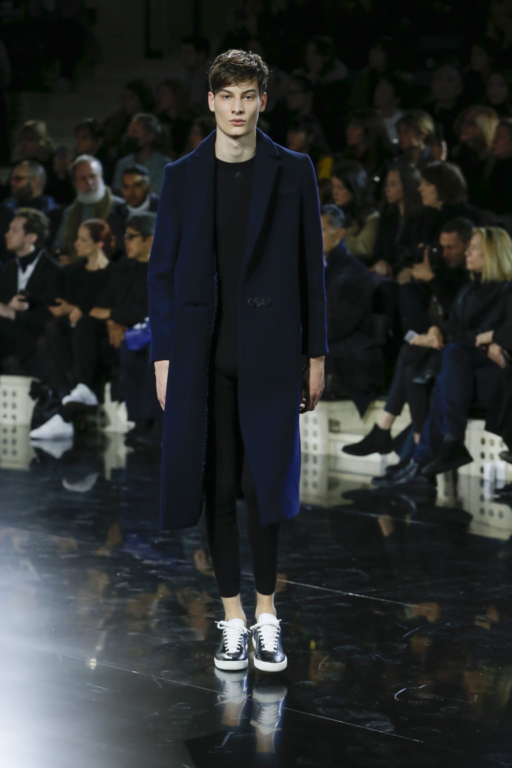Fashion Week Paris Fall/Winter 2016 look 7 from the Courrèges collection womenswear
