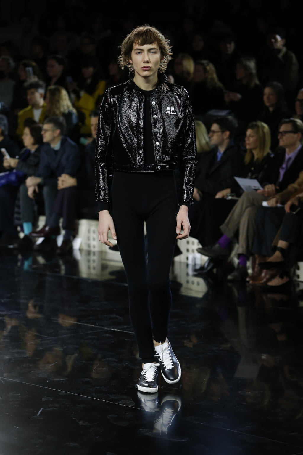 Fashion Week Paris Fall/Winter 2016 look 15 from the Courrèges collection womenswear