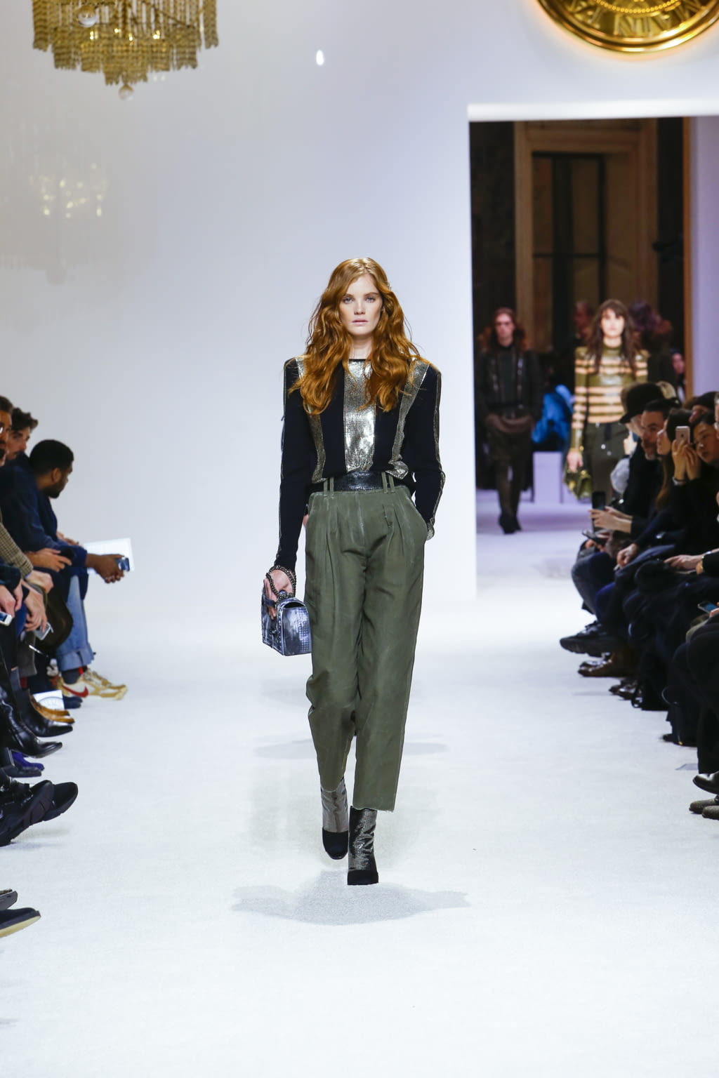 Fashion Week Paris Fall/Winter 2018 look 28 de la collection Balmain menswear