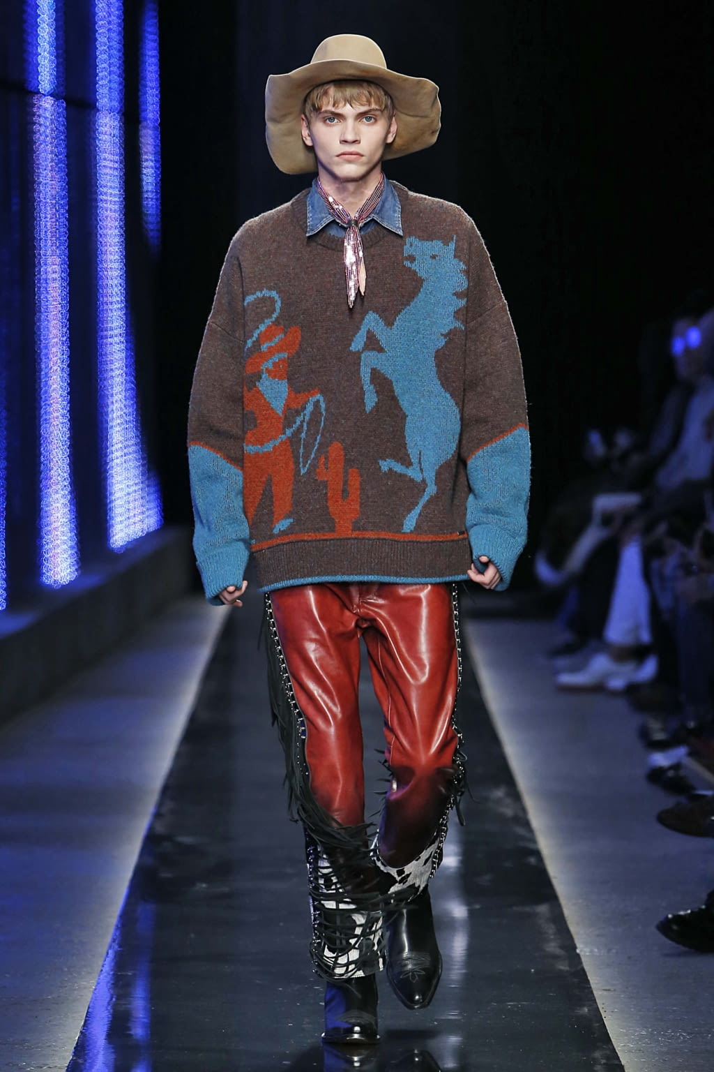 Fashion Week Milan Fall/Winter 2018 look 30 from the Dsquared2 collection 男装