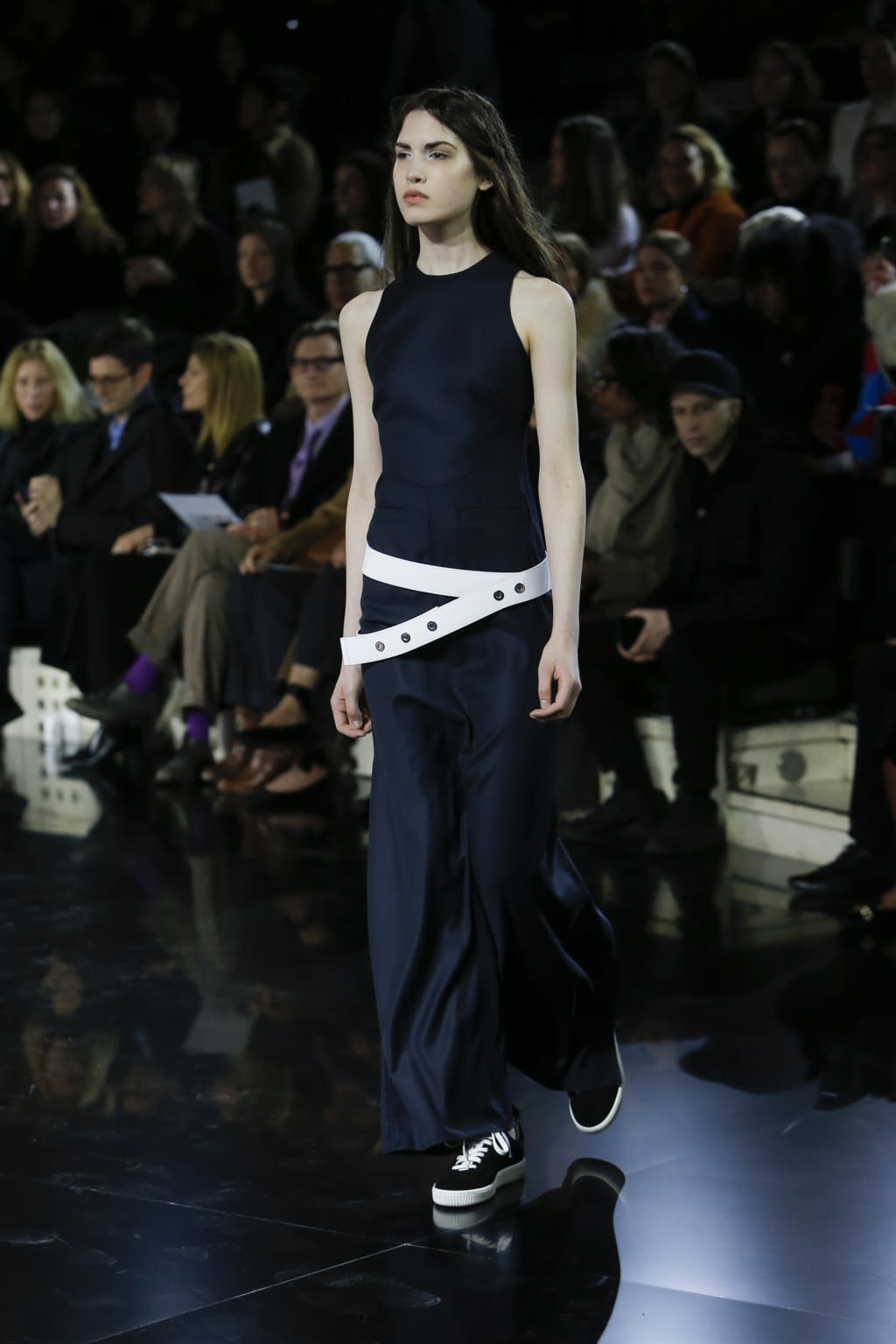 Fashion Week Paris Fall/Winter 2016 look 55 from the Courrèges collection womenswear