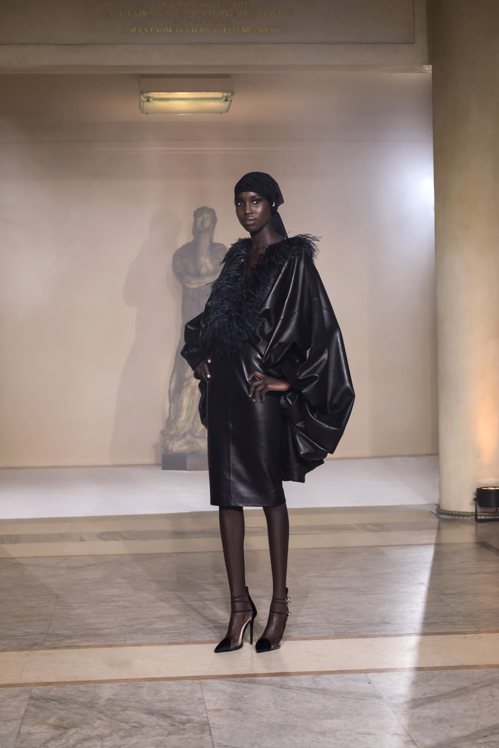 Fashion Week Paris Spring/Summer 2019 look 5 de la collection Stephane Rolland couture